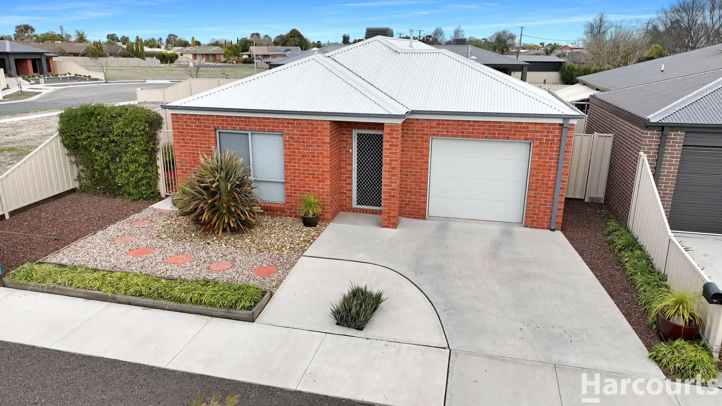 Main view of Homely townhouse listing, 41 Hickson Street, Horsham VIC 3400