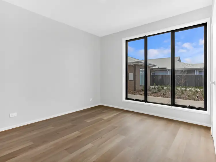 Sixth view of Homely house listing, 2/20 Sarakos Circuit, Wangaratta VIC 3677