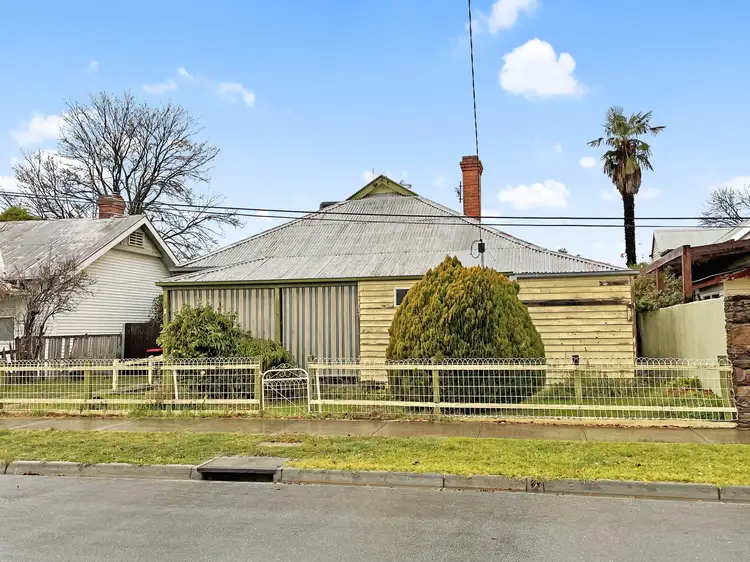 8 Collopy Street, Mansfield VIC 3722