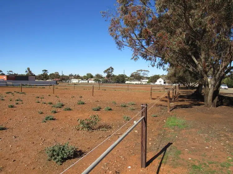 Lot 873 Victoria East Street, Peterborough SA 5422