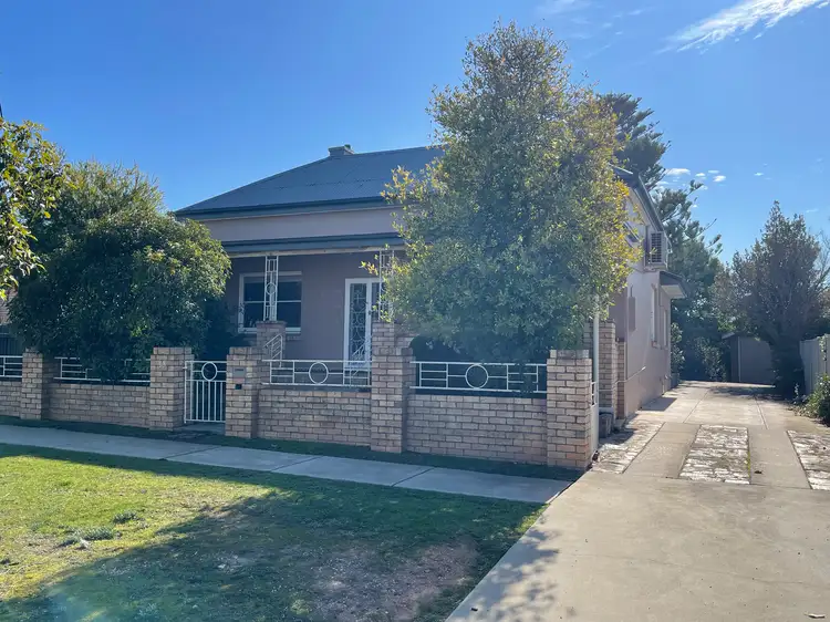 10 North Western Road, St Arnaud VIC 3478