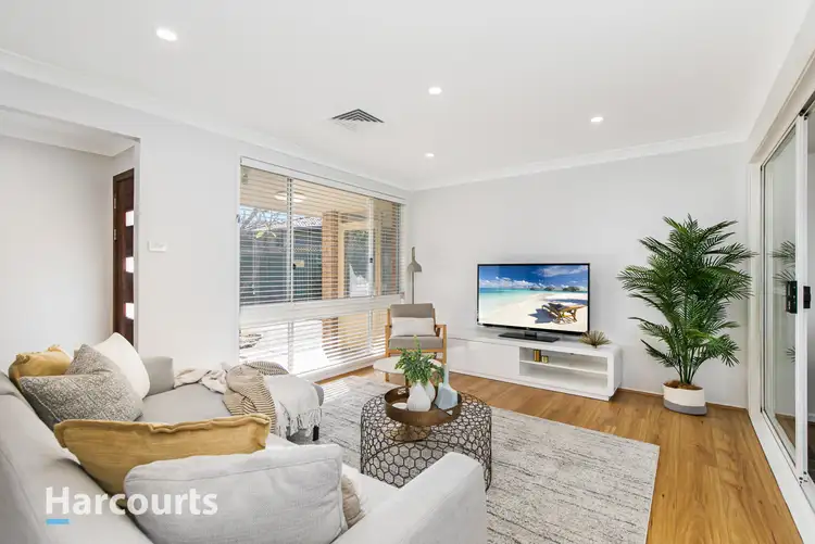 96 Pine Creek Circuit, St Clair NSW 2759