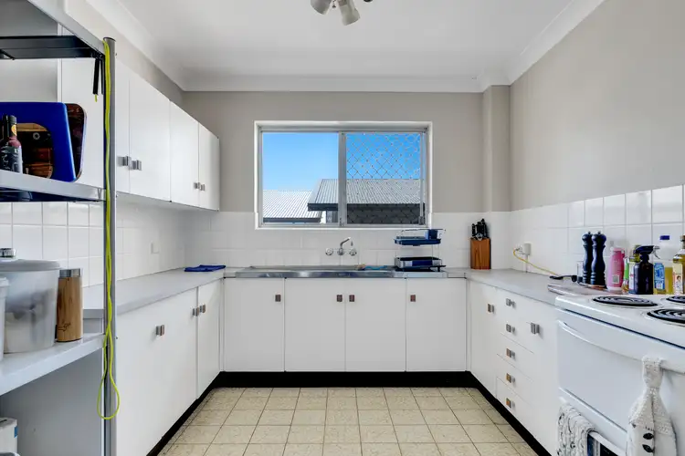 Third view of Homely unit listing, 2/474 Hamilton Road, Chermside QLD 4032