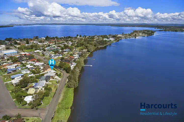 17 Peel Street, Toukley NSW 2263