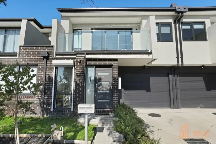 2B Maple Street