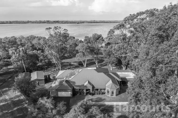 7 Balwina Road, Greenfields WA 6210