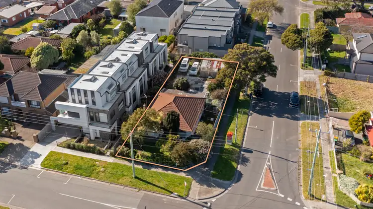 53 Albert Avenue