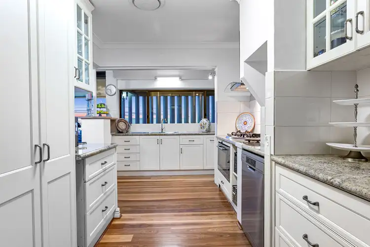 Fifth view of Homely house listing, 123 River Way, Salter Point WA 6152