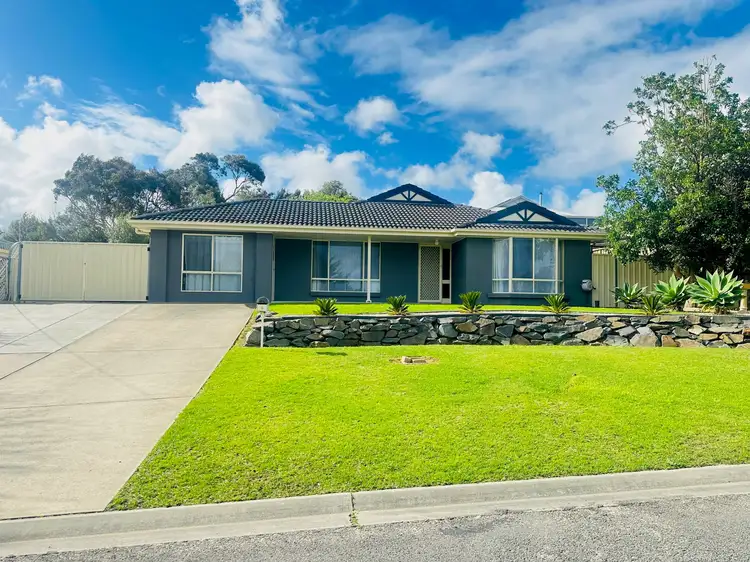 8 Dwiar Road