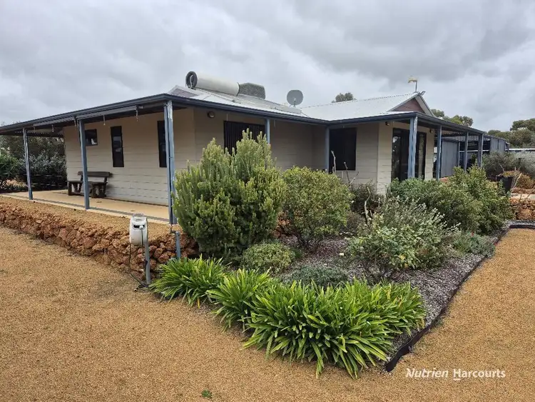 Second view of Homely house listing, 2 Curlew Way, Wickepin WA 6370