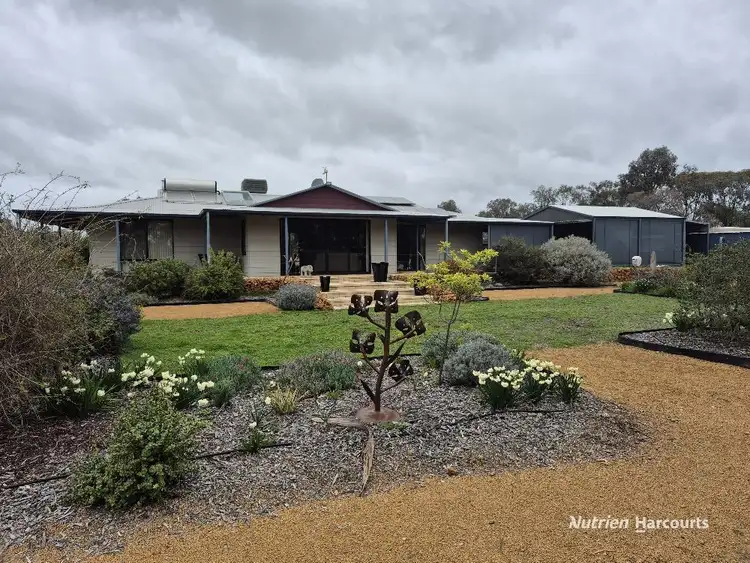 Third view of Homely house listing, 2 Curlew Way, Wickepin WA 6370