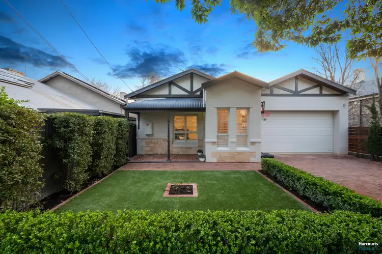 17a Ascot Avenue