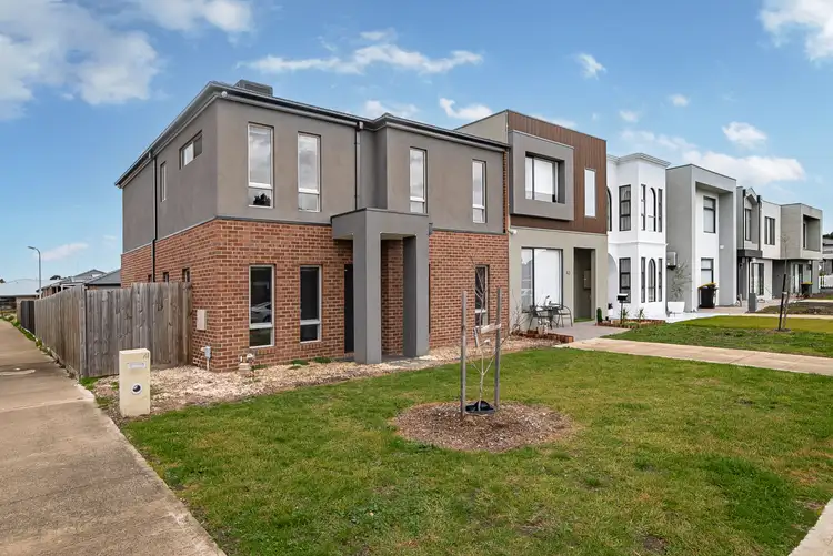 41 Hollywood Drive, Roxburgh Park VIC 3064