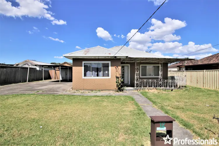 12 Cleveland Street, St Albans VIC 3021
