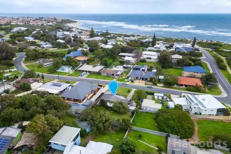 Second view of Homely house listing, 1 Ivanhoe Crescent, Falcon WA 6210