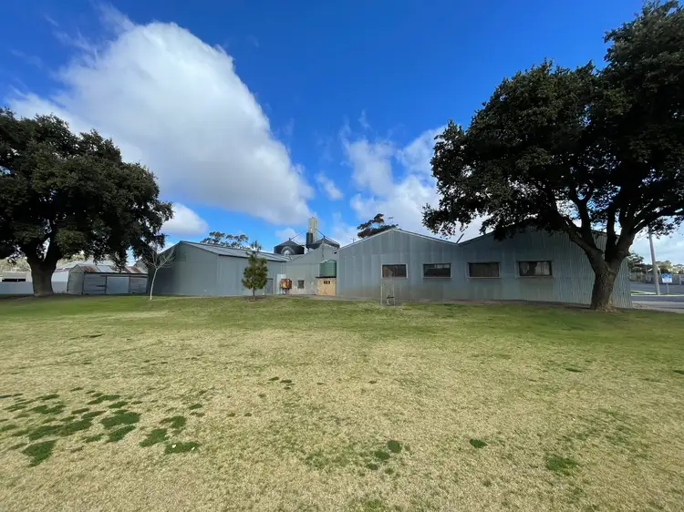 Fifth view of Homely rural property listing, 14 Mcmahon Street, St Arnaud VIC 3478