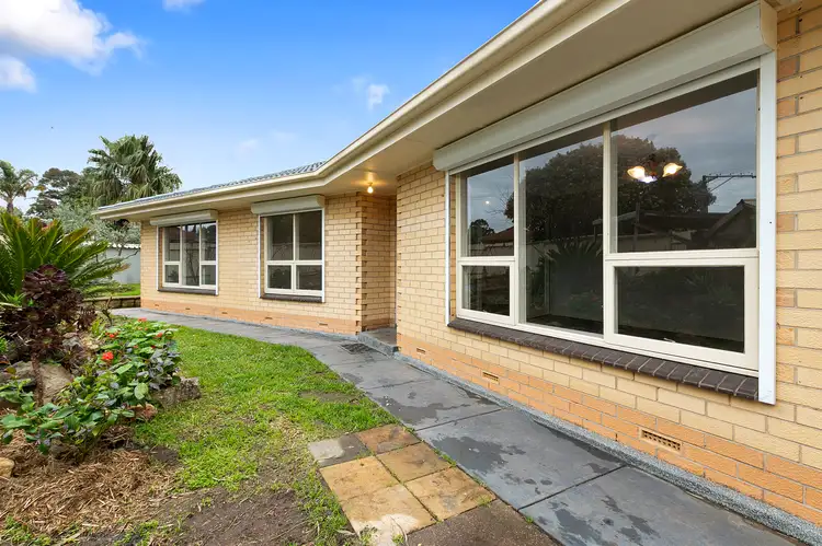 Second view of Homely house listing, 31 Botanic Grove, Hackham SA 5163