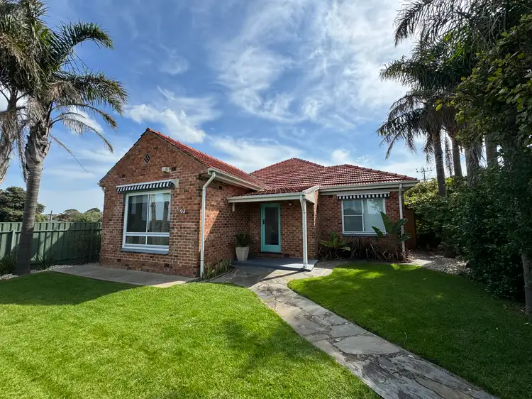 93 Hindmarsh Road