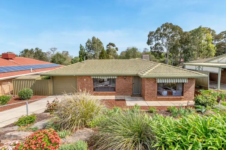 2 Lark Court, Wynn Vale SA 5127