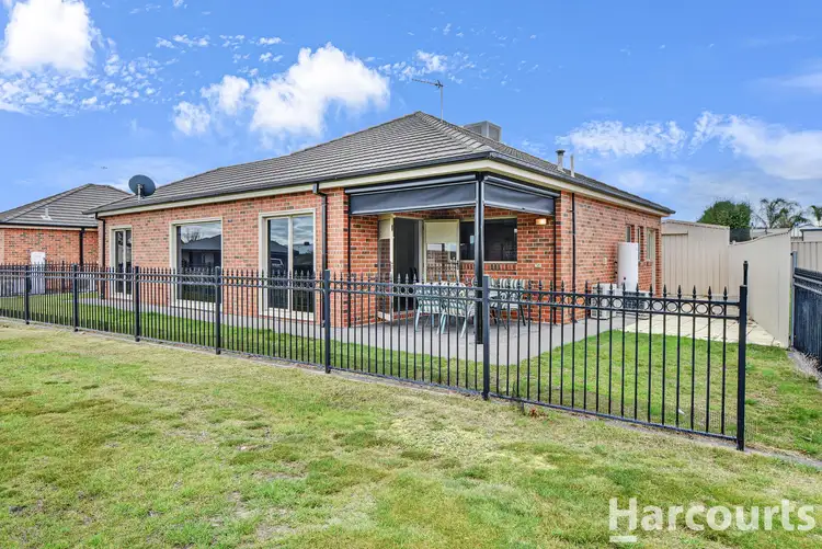 Main view of Homely townhouse listing, 2/21 Mctavish Boulevard, Horsham VIC 3400