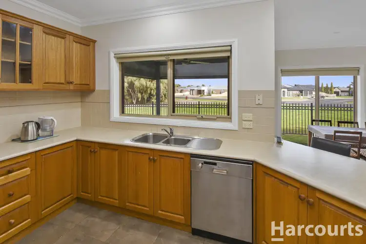Fourth view of Homely townhouse listing, 2/21 Mctavish Boulevard, Horsham VIC 3400
