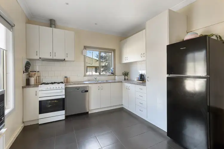 Second view of Homely house listing, 1/21 Thomson Street, Wangaratta VIC 3677