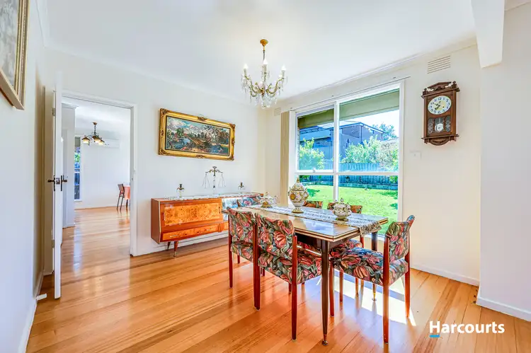 Sixth view of Homely house listing, 7 Woodleigh Crescent, Vermont South VIC 3133