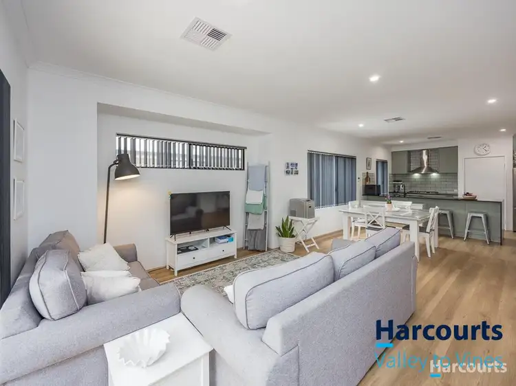 Sixth view of Homely house listing, 10 Raphoe Loop, Bullsbrook WA 6084