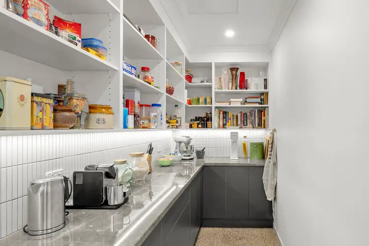 Fifth view of Homely house listing, 5 Jenny Court, Mansfield VIC 3722