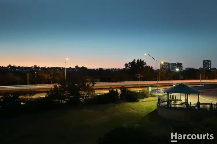 Main view of Homely house listing, 19/10 Roebuck Drive, Salter Point WA 6152