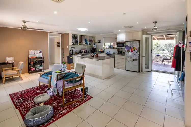 11 Hibiscus Street, East Side NT 870