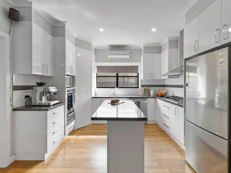 Third view of Homely house listing, 25 Medowra Avenue, Wangaratta VIC 3677