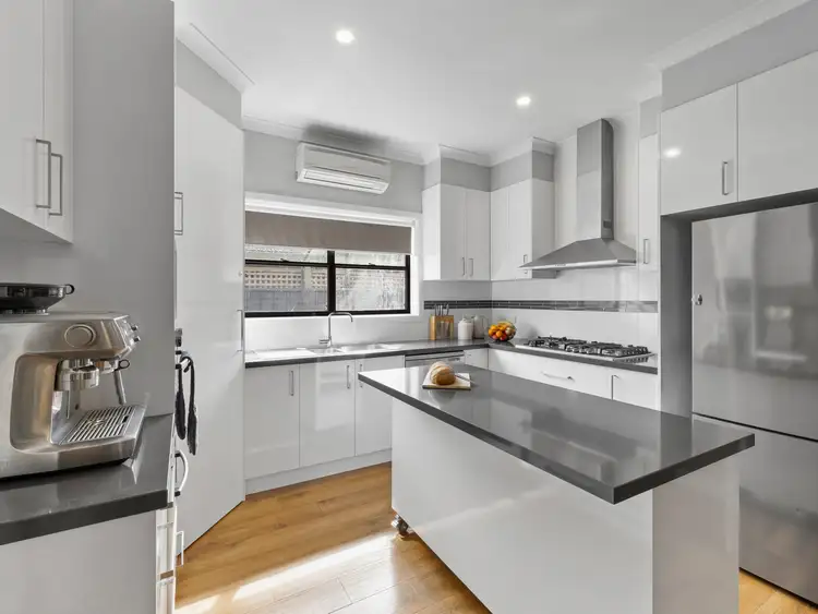 Fourth view of Homely house listing, 25 Medowra Avenue, Wangaratta VIC 3677