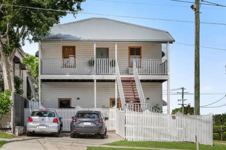 2/191 Norman Ave, Norman Park QLD 4170