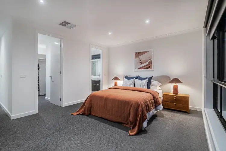 Sixth view of Homely house listing, 11 Ainsworth Court, Roxburgh Park VIC 3064