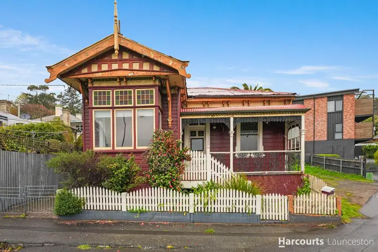 8 Garnet Street