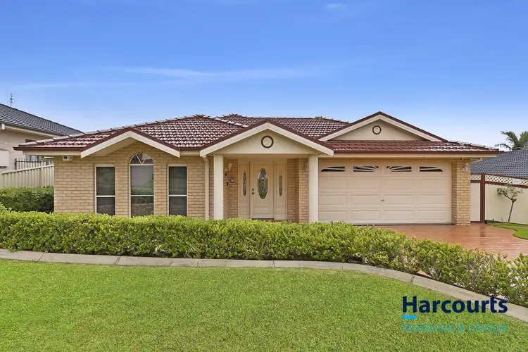 10 Ben Boyd Close, Woongarrah NSW 2259