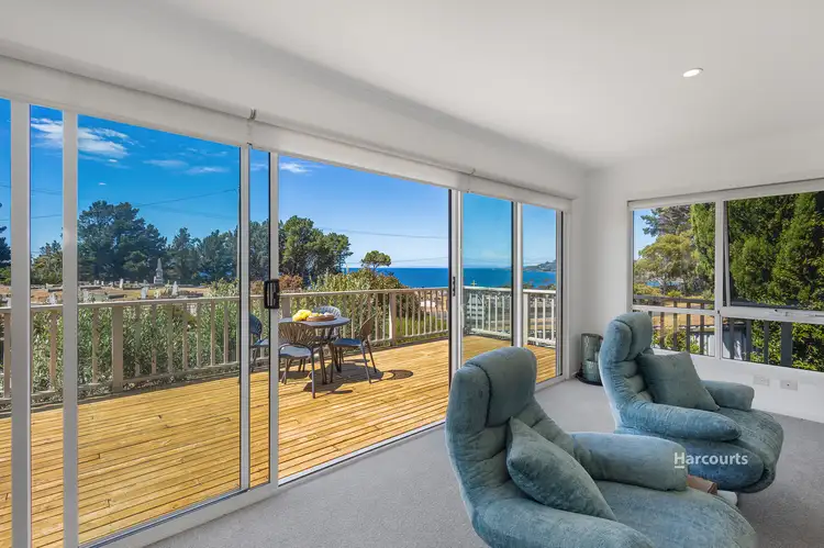 1 West Ridge Road, Penguin TAS 7316