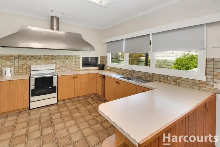 Fifth view of Homely house listing, 14 Hillary Street, Horsham VIC 3400