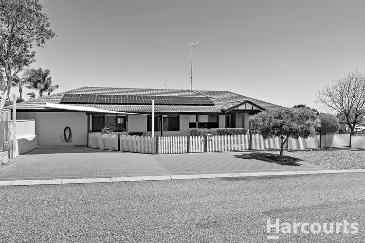 1 Albatross Close, Halls Head WA 6210