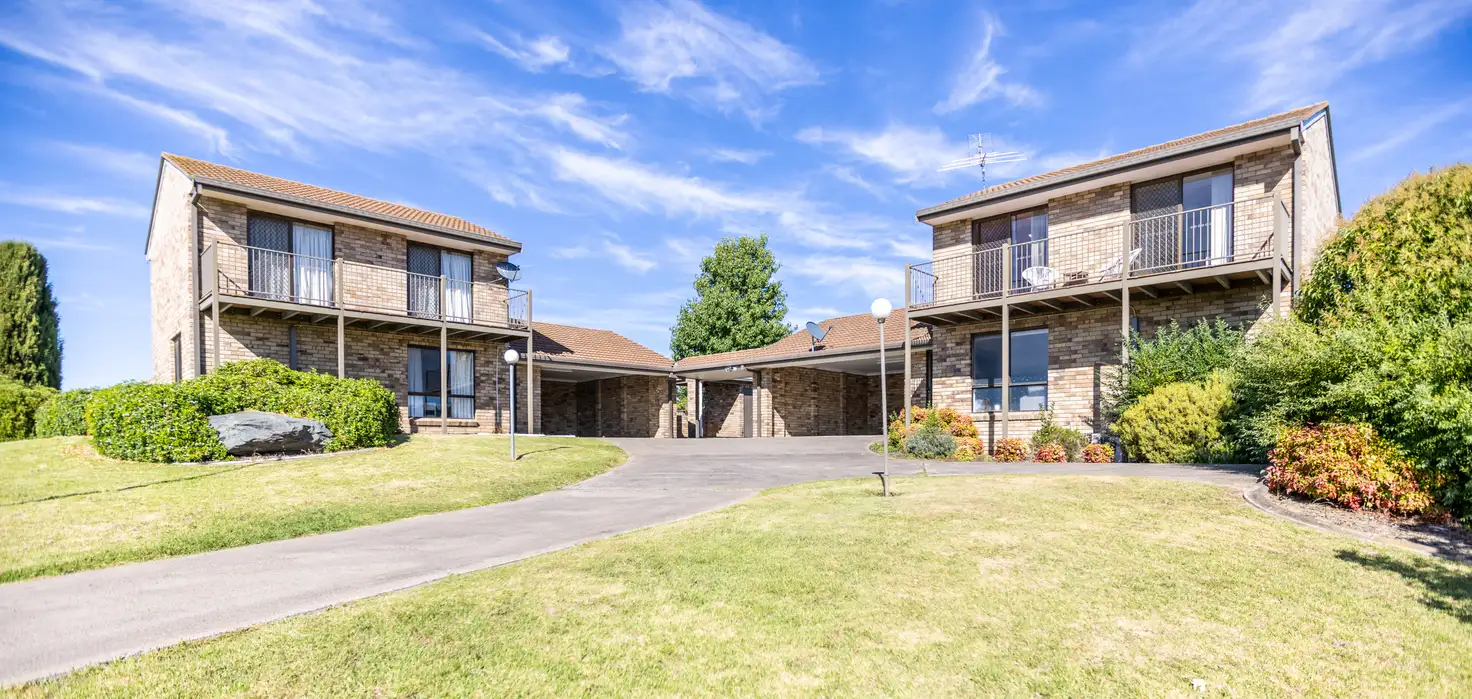 Main view of Homely semi-detached listing, 1 & 2/4N Semphill Crescent, Walcha NSW 2354