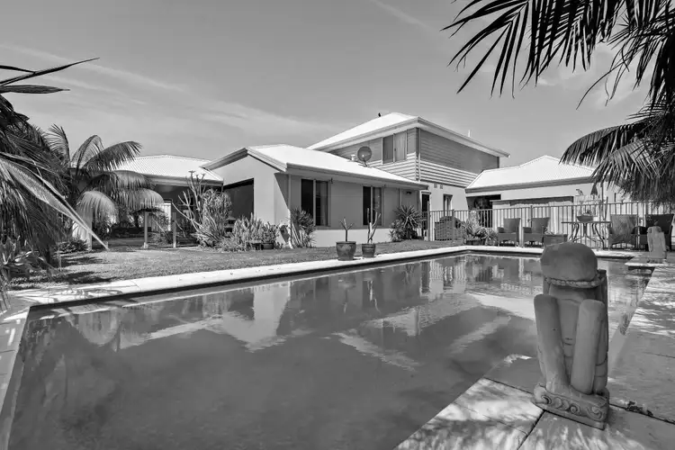 9 Guillardon Terrace, Madora Bay WA 6210