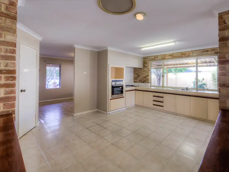 Sixth view of Homely house listing, 7 Pondana Mews, Ballajura WA 6066
