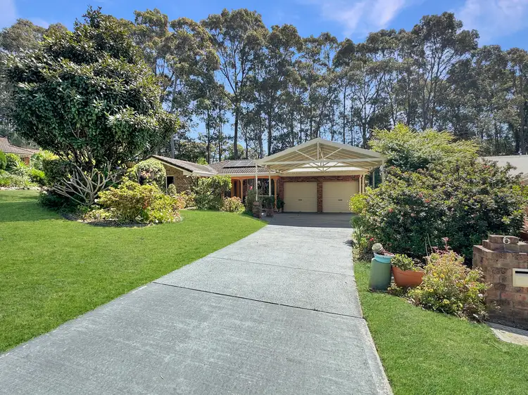 6 Gray Place, Sunshine Bay NSW 2536