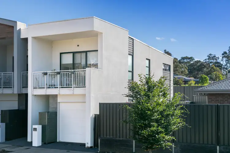 4 Redwood Drive