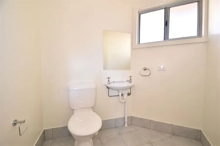 Fifth view of Homely unit listing, 5/25 Shanahan Close, Desert Springs NT 870