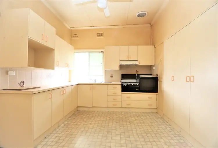 Fifth view of Homely house listing, 16 Murray Street, Cootamundra NSW 2590