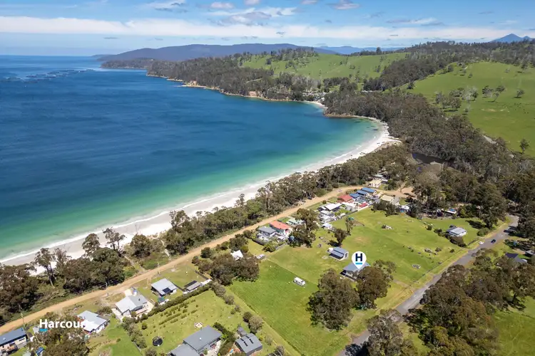 16 Dunn Drive, Surveyors Bay TAS 7116
