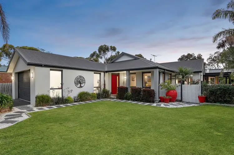 24 Beldarry Court, Mount Martha VIC 3934