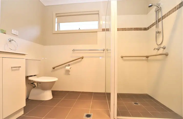 Sixth view of Homely retirement listing, 19/8 Short Street - Wattle Grove, Cootamundra NSW 2590